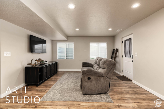 Photo 30 for MLS #2108772 at 1102 S Red Barn View Dr