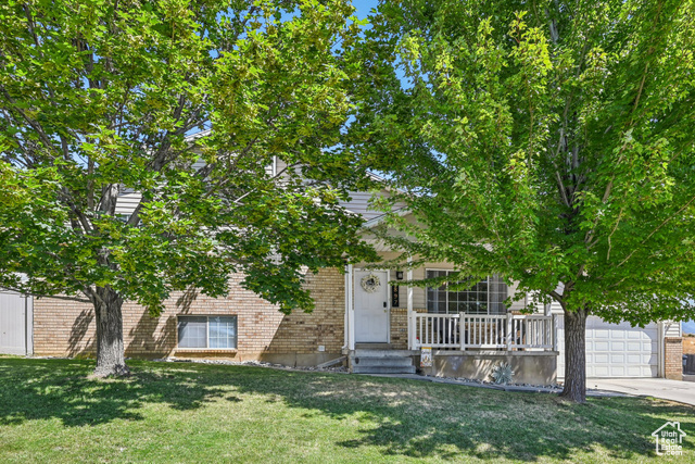 897 CHEROKEE DR, Pleasant Grove UT 84062