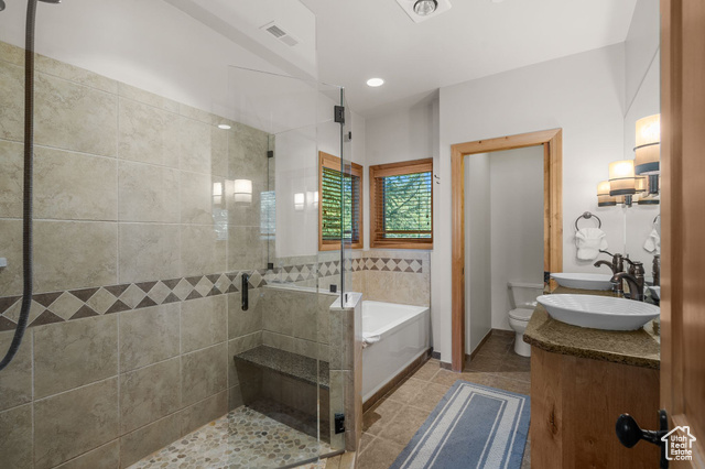 Photo 21 for MLS #2108775 at 1500 Deer Valley Dr #21