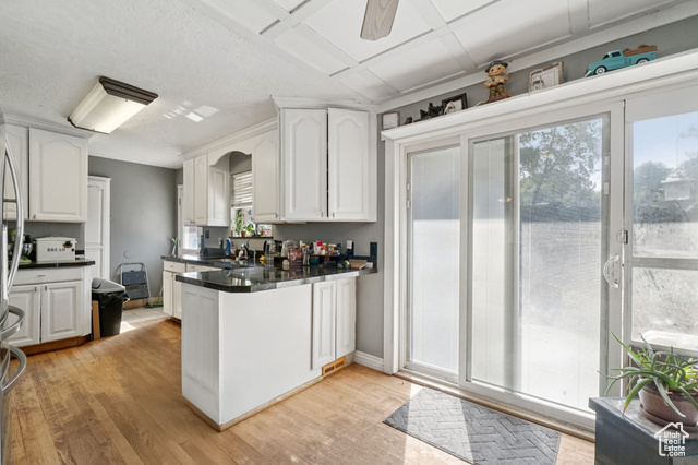 Photo 4 for MLS #2108776 at 385 S Canyon Way