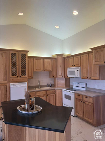Photo 2 for MLS #2108786 at 310 S 600 East