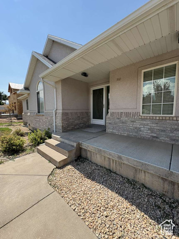 Photo 28 for MLS #2108786 at 310 S 600 East
