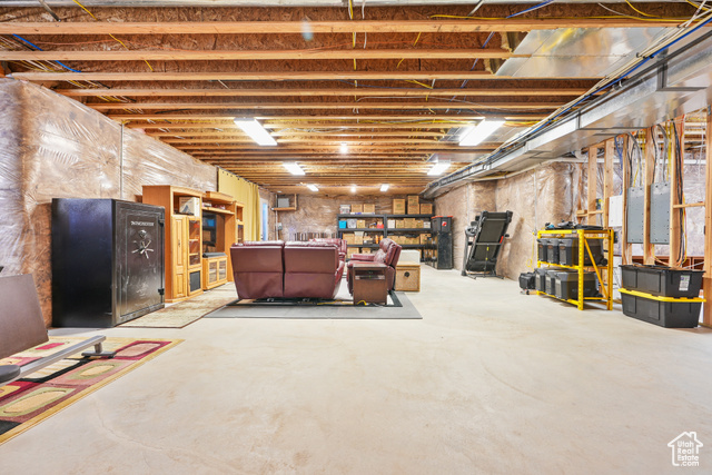 Photo 52 for MLS #2108789 at 818 W Summit Haven Cir