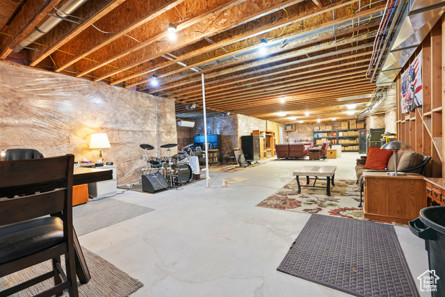 Photo 51 for MLS #2108789 at 818 W Summit Haven Cir