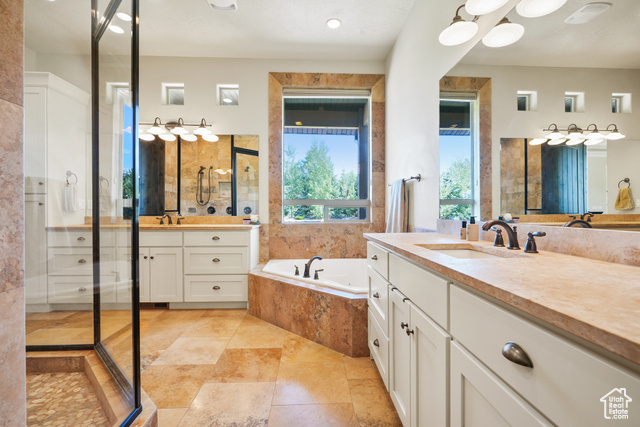 Photo 21 for MLS #2108789 at 818 W Summit Haven Cir