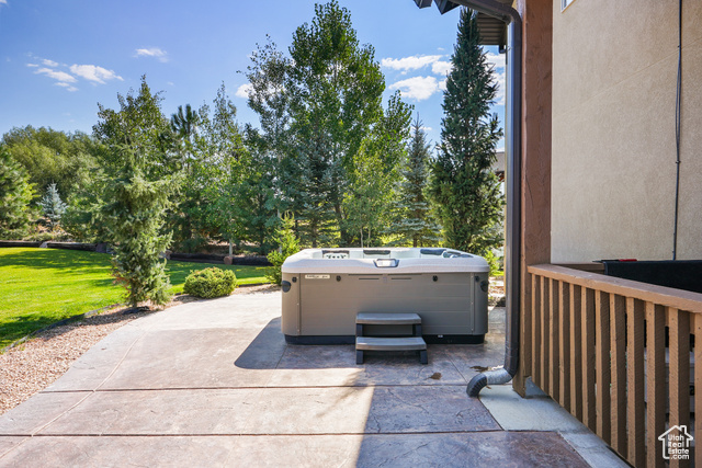 Photo 46 for MLS #2108789 at 818 W Summit Haven Cir