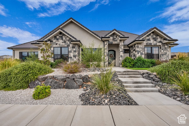 MLS #2108795 - 1876 N Mountain Dr