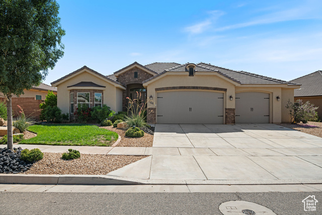 MLS #2108810                     located at 566 N Sage Crest Dr,
                     Washington, UT