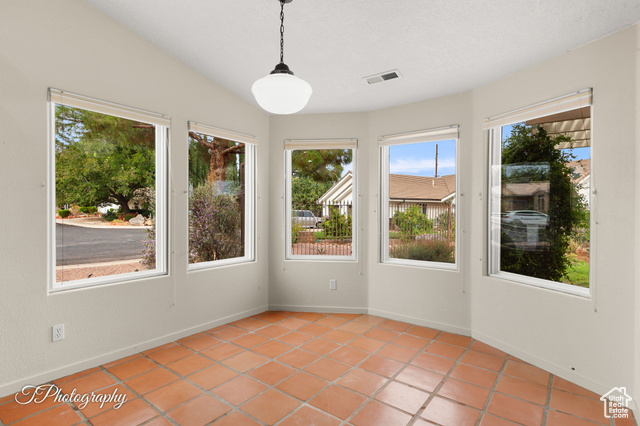 Photo 7 for MLS #2108816 at 158 E 375 South