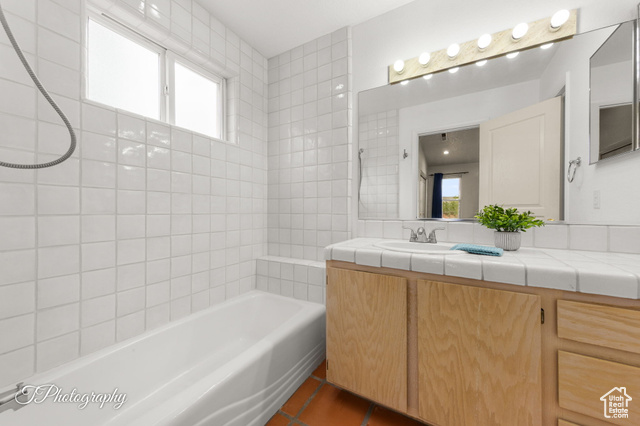 Photo 19 for MLS #2108816 at 158 E 375 South