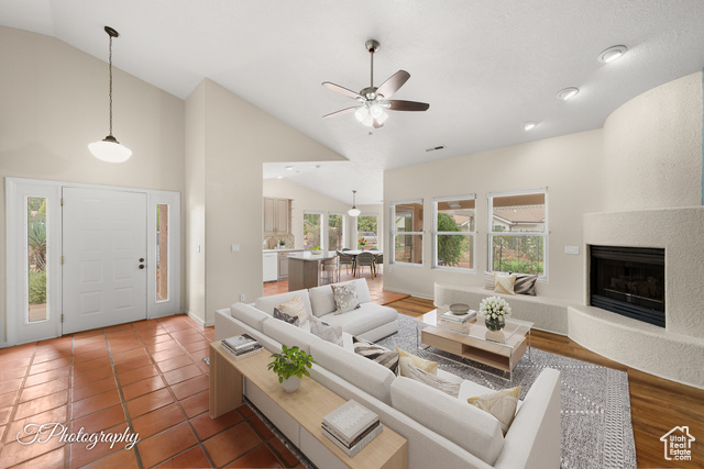 Photo 8 for MLS #2108816 at 158 E 375 South