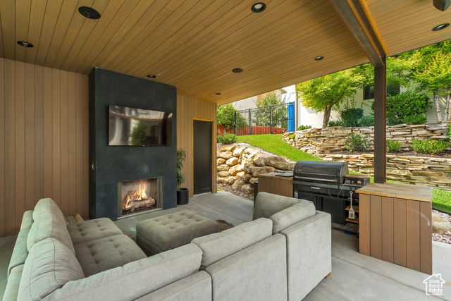 Photo 62 for MLS #2108827 at 270 N Palisade Dr