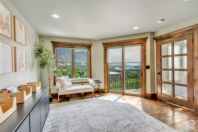 Photo 38 for MLS #2108827 at 270 N Palisade Dr