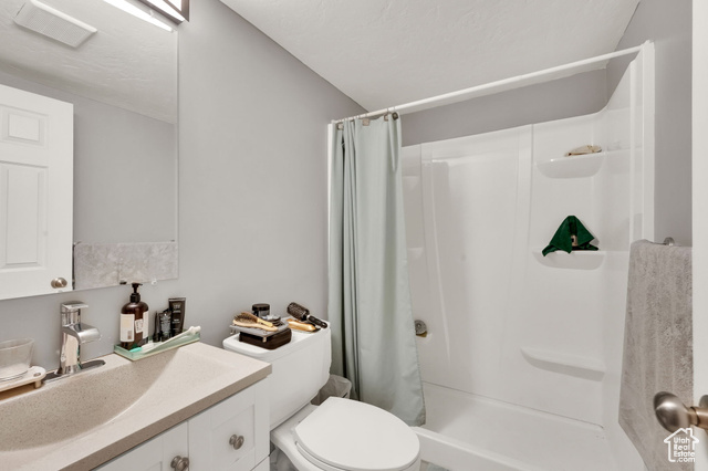 Photo 13 for MLS #2108829 at 717 Sand Dollar Dr