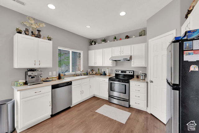 Photo 6 for MLS #2108829 at 717 Sand Dollar Dr