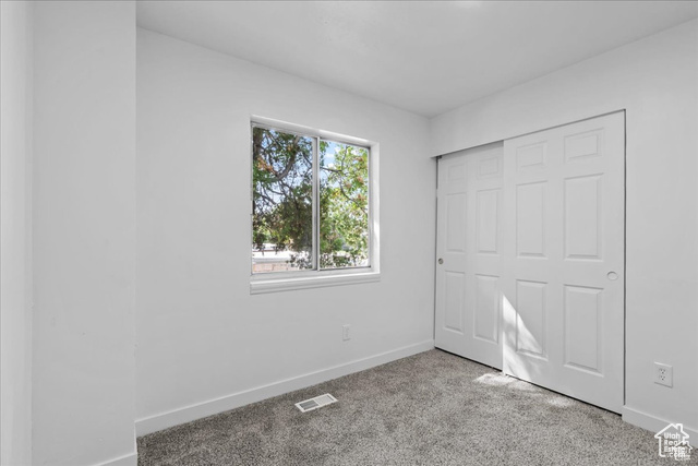 Photo 10 for MLS #2108848 at 558 N Redwood Rd #1