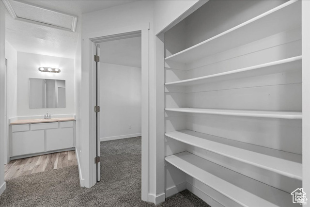 Photo 13 for MLS #2108848 at 558 N Redwood Rd #1