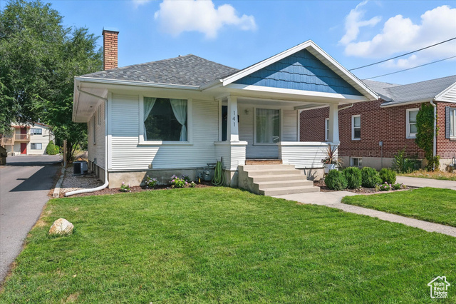 Photo 23 for MLS #2108868 at 141 W 400 North