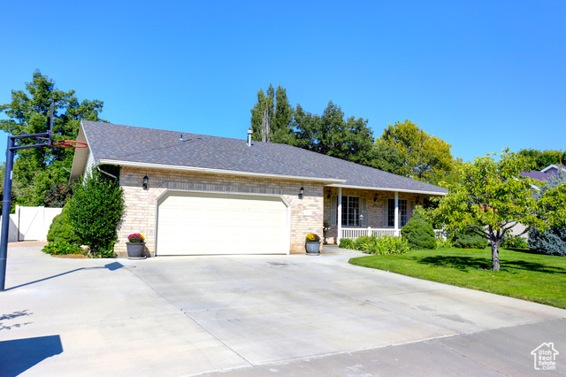 Photo 3 for MLS #2108874 at 824 S 1040 East