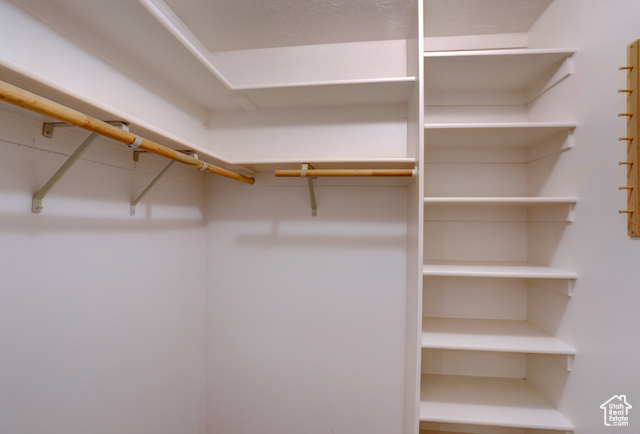 Photo 16 for MLS #2108874 at 824 S 1040 East