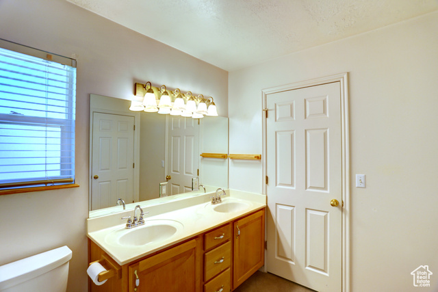Photo 17 for MLS #2108874 at 824 S 1040 East