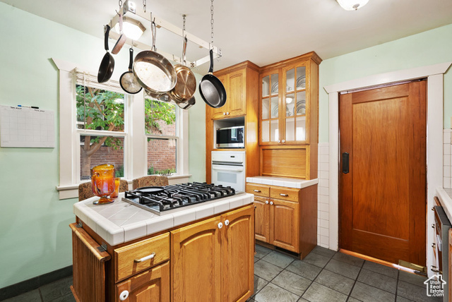 Photo 11 for MLS #2108879 at 1011 E 800 South