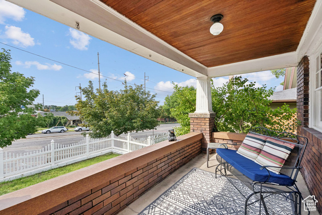 Photo 3 for MLS #2108879 at 1011 E 800 South