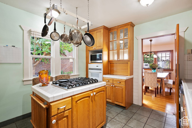 Photo 12 for MLS #2108879 at 1011 E 800 South