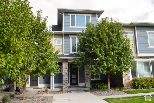 9746 S KATO DR, South Jordan UT 84095