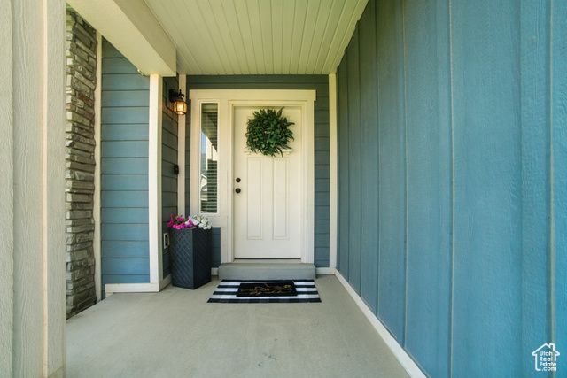 Photo 5 for MLS #2108900 at 663 N 2040 East
