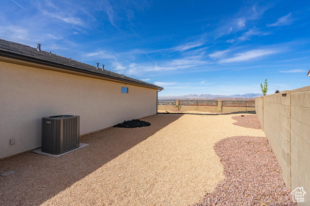 Photo 57 for MLS #2108903 at 1459 N Highland Pkwy