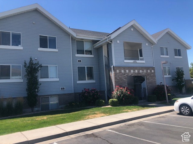 MLS #2108906 - 1541 N Riverside Ave #17