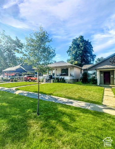 Photo 2 for MLS #2108912 at 768 W 300 South