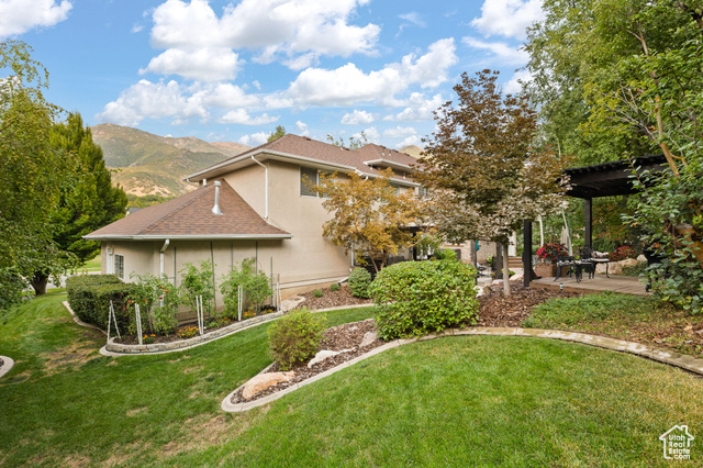 Photo 39 for MLS #2108916 at 1811 E Shadow Valley Dr