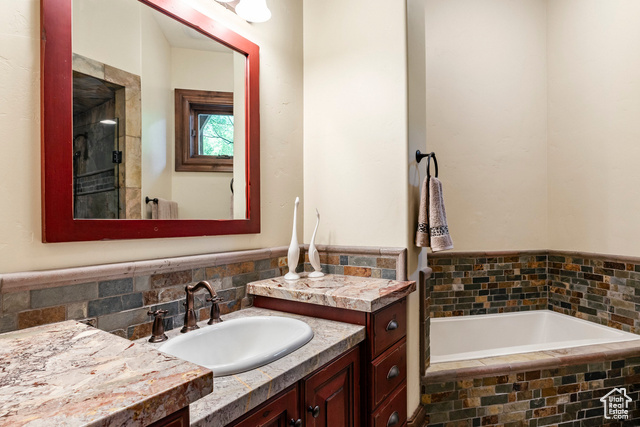Photo 42 for MLS #2108931 at 3409 E Seven Springs Dr