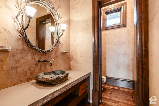 Photo 40 for MLS #2108931 at 3409 E Seven Springs Dr