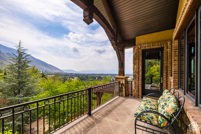 Photo 58 for MLS #2108931 at 3409 E Seven Springs Dr