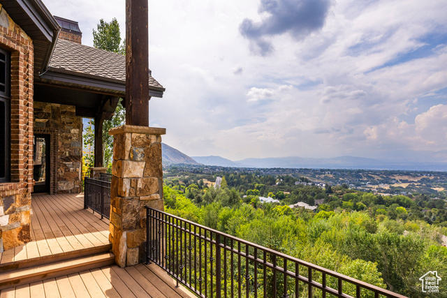 Photo 14 for MLS #2108931 at 3409 E Seven Springs Dr