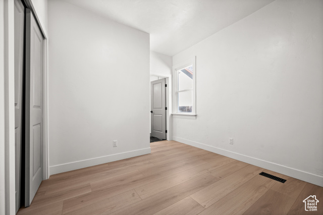Photo 15 for MLS #2108936 at 610 S Navajo St