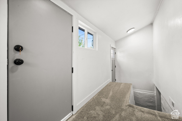 Photo 12 for MLS #2108936 at 610 S Navajo St