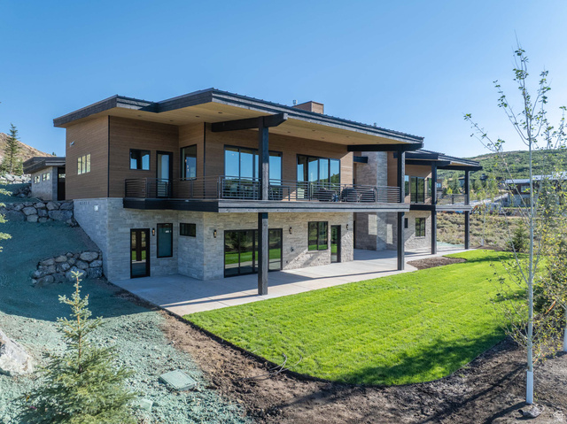 203 W Peace Tree Trl
                     MLS #2108941