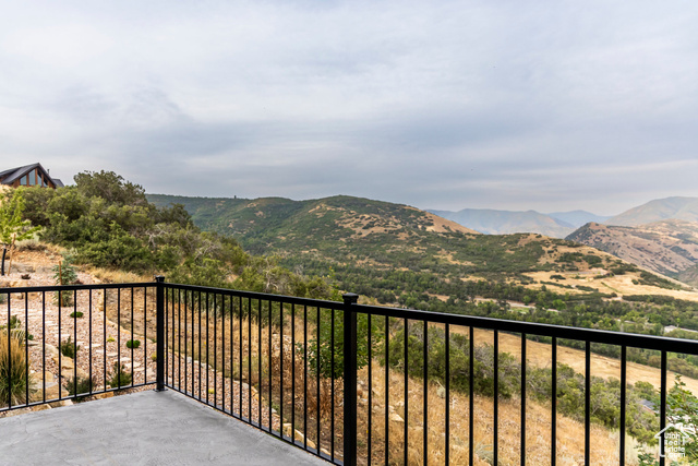 Photo 16 for MLS #2108951 at 1511 Valley View Cir