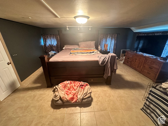 Photo 9 for MLS #2108958 at 575 W 200 South
