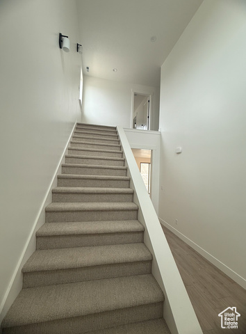 Photo 12 for MLS #2108961 at 416 E Luna Cir #63