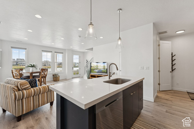 Photo 12 for MLS #2108997 at 4726 W Duckhorn Dr