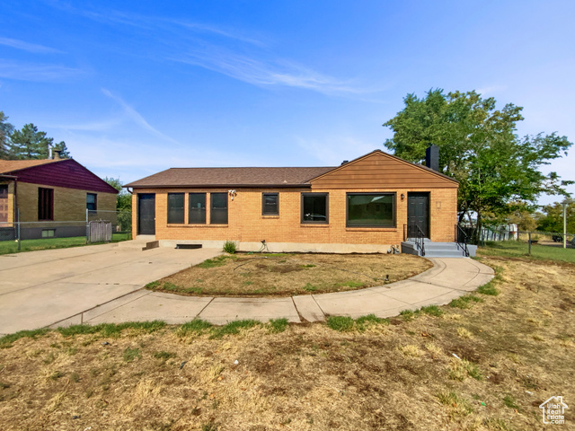 MLS #2109061 - 3965 S 2225 West