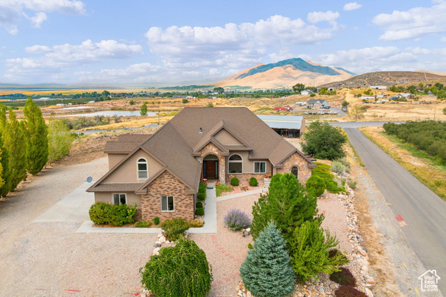 MLS #2109097 - 975 E 715 South