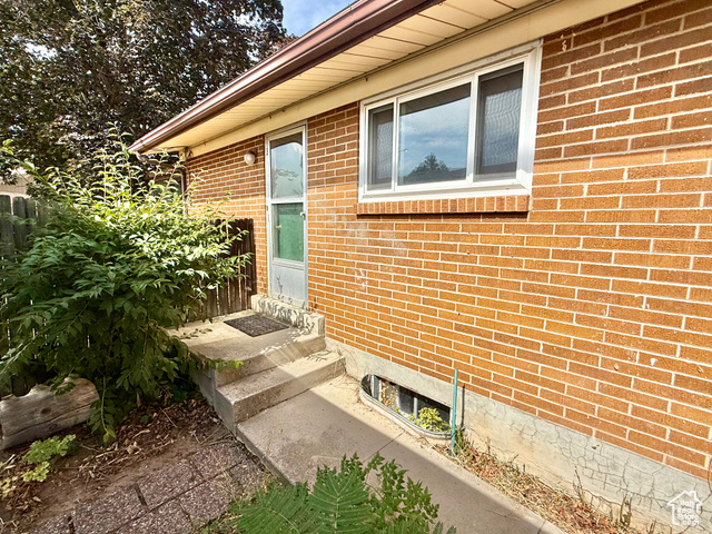 Photo 23 for MLS #2109109 at 1358 E Maplewood Cir