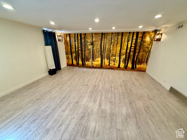 Photo 18 for MLS #2109109 at 1358 E Maplewood Cir