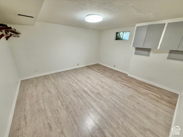 Photo 20 for MLS #2109109 at 1358 E Maplewood Cir